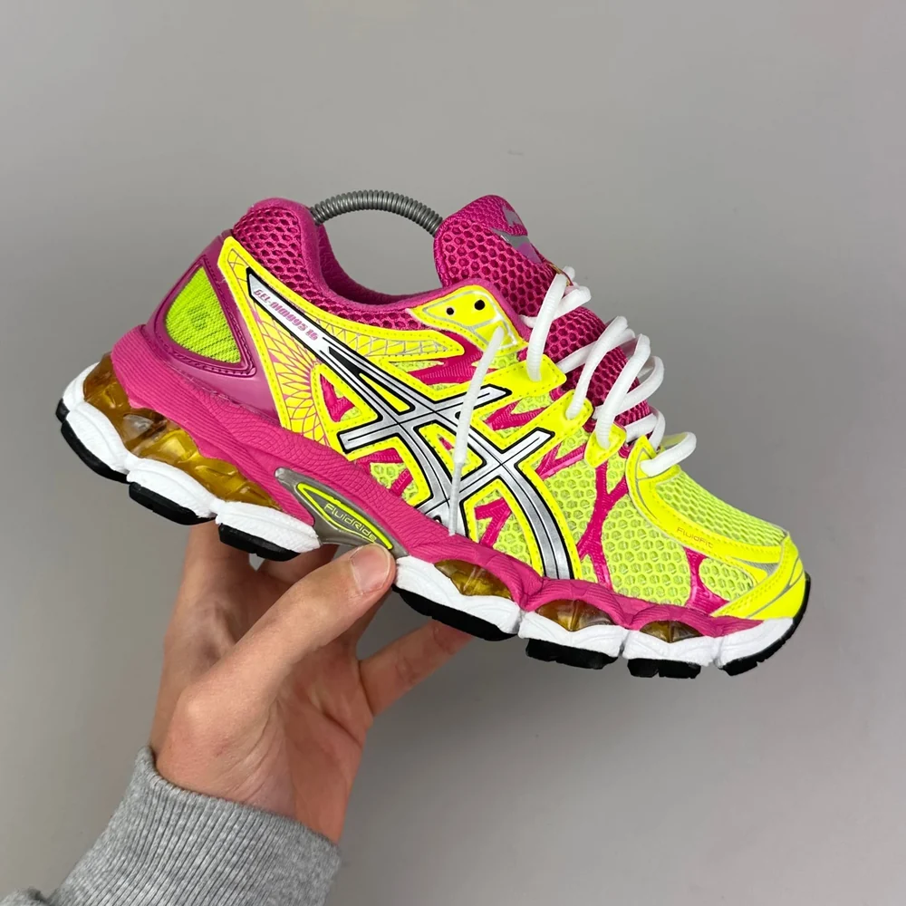 GEL Nimbus 16 — Jaune fluo / Fuchsia